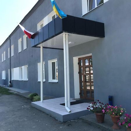 Guest House Karta F M Камианец-Подилский Екстериор снимка
